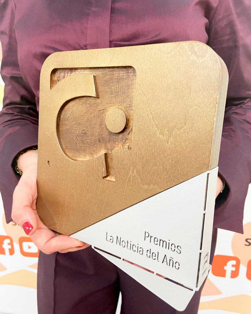 Un Galardón Único para la "Noticia del Año" 01 2
