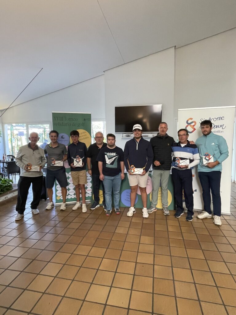 Un 'Swing Solidario' por la Inclusión: Éxito del XVIII Torneo de Golf Síndrome de Down Castellón 02