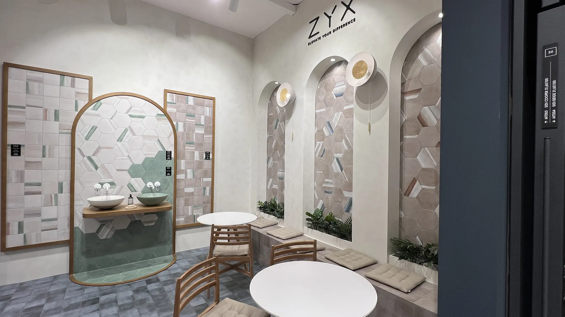 Coverings: Fustecma viaja a las Vegas para el montaje de 5 stands Foto 5 4 22 10 30 33