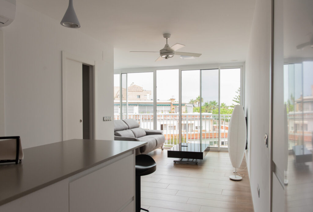 Reforma integral de Estudio en El Grau de Castellón Estudio Nuria El Grao 1 scaled 1